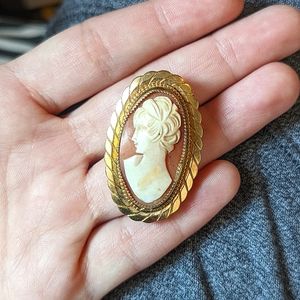 SOLD Vtg Genuine Catanore Cameo Pin - 12k gf